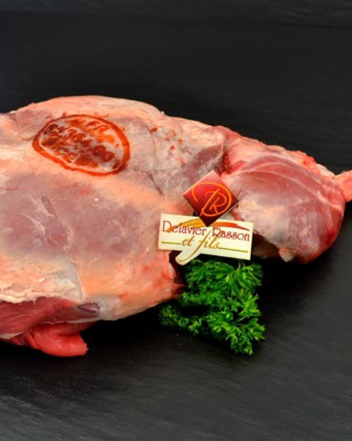 Gigot d'Agneau de Lait de Pâques avec os 